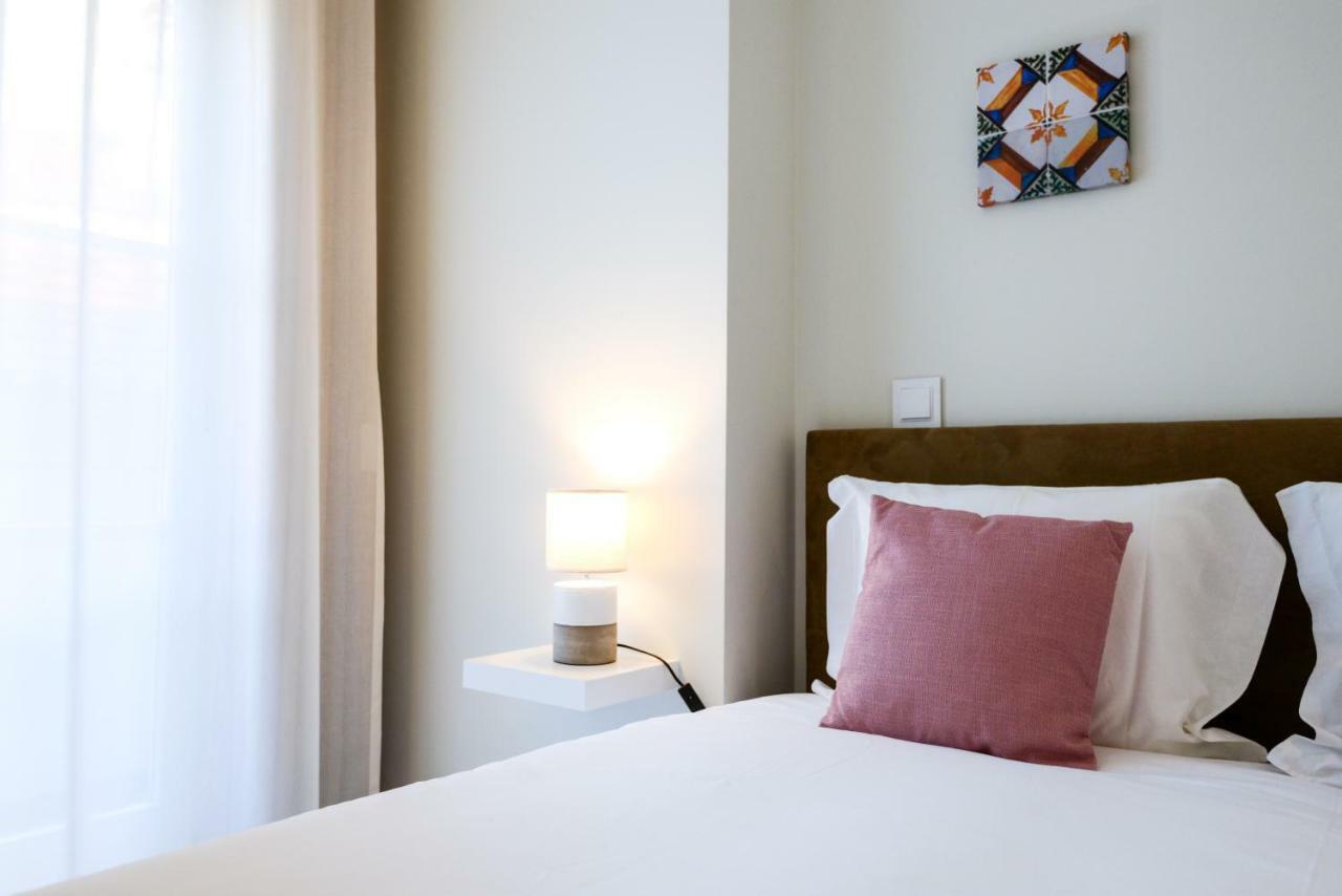 Blue House Porto Apartments - Parking Ngoại thất bức ảnh